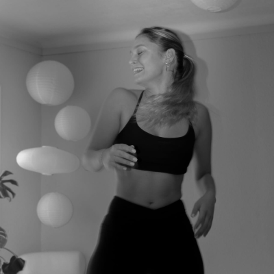 juliette-yoga-13